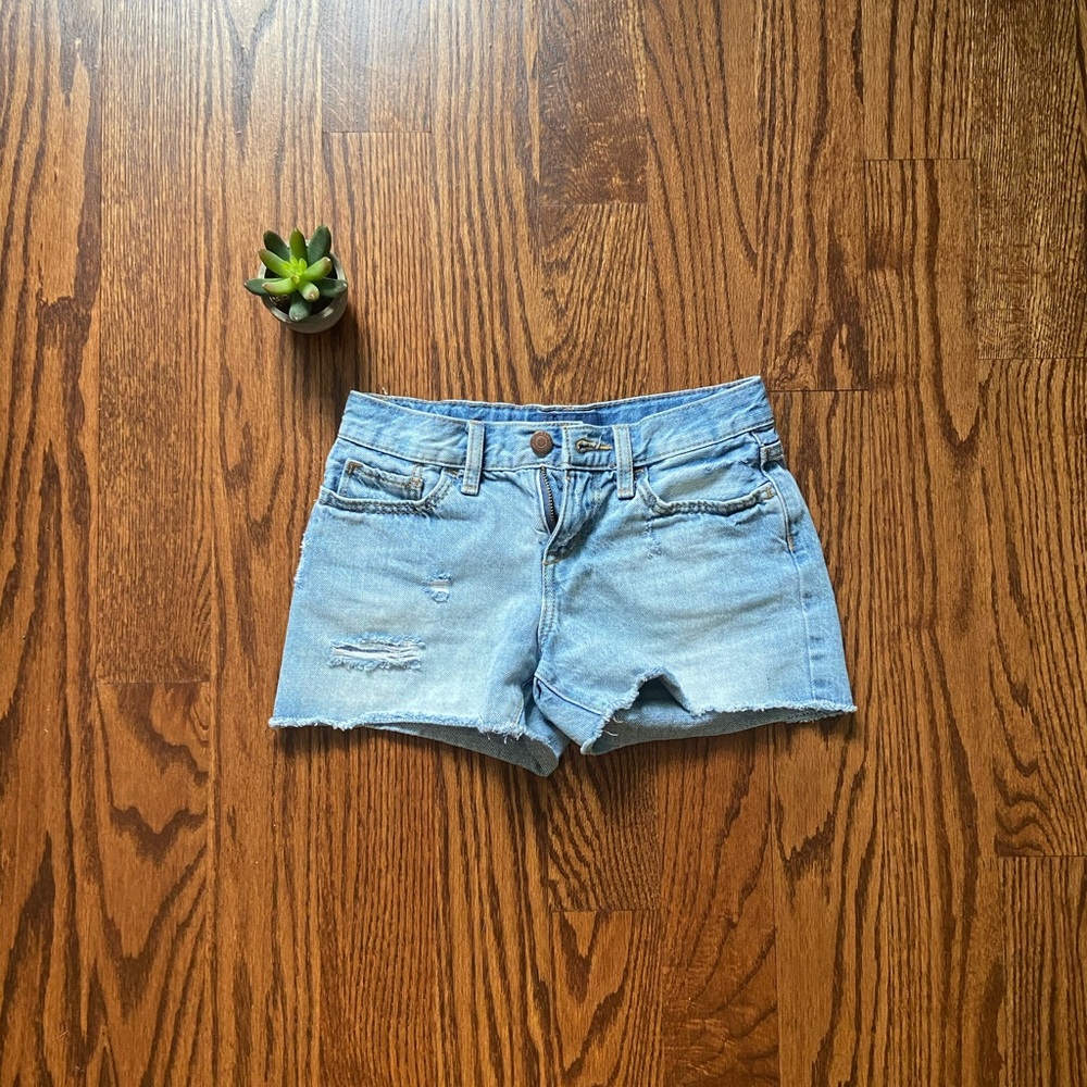 Old navy ripped jean shorts